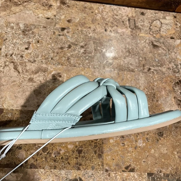 Women’s Sandals - Picture 9 of 9